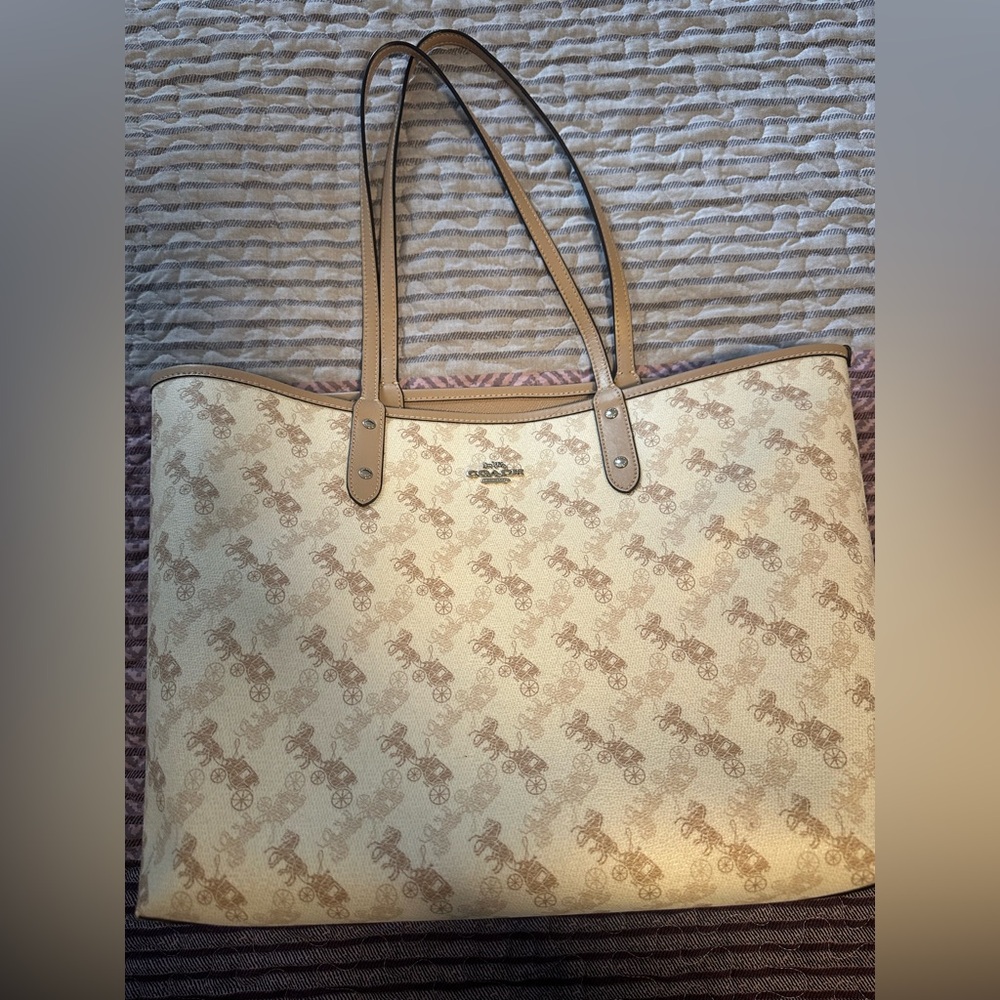 Coach Tote Purse